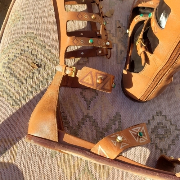 Vince Camuto gladiator Shandon Wedge Sandal - Picture 8 of 11